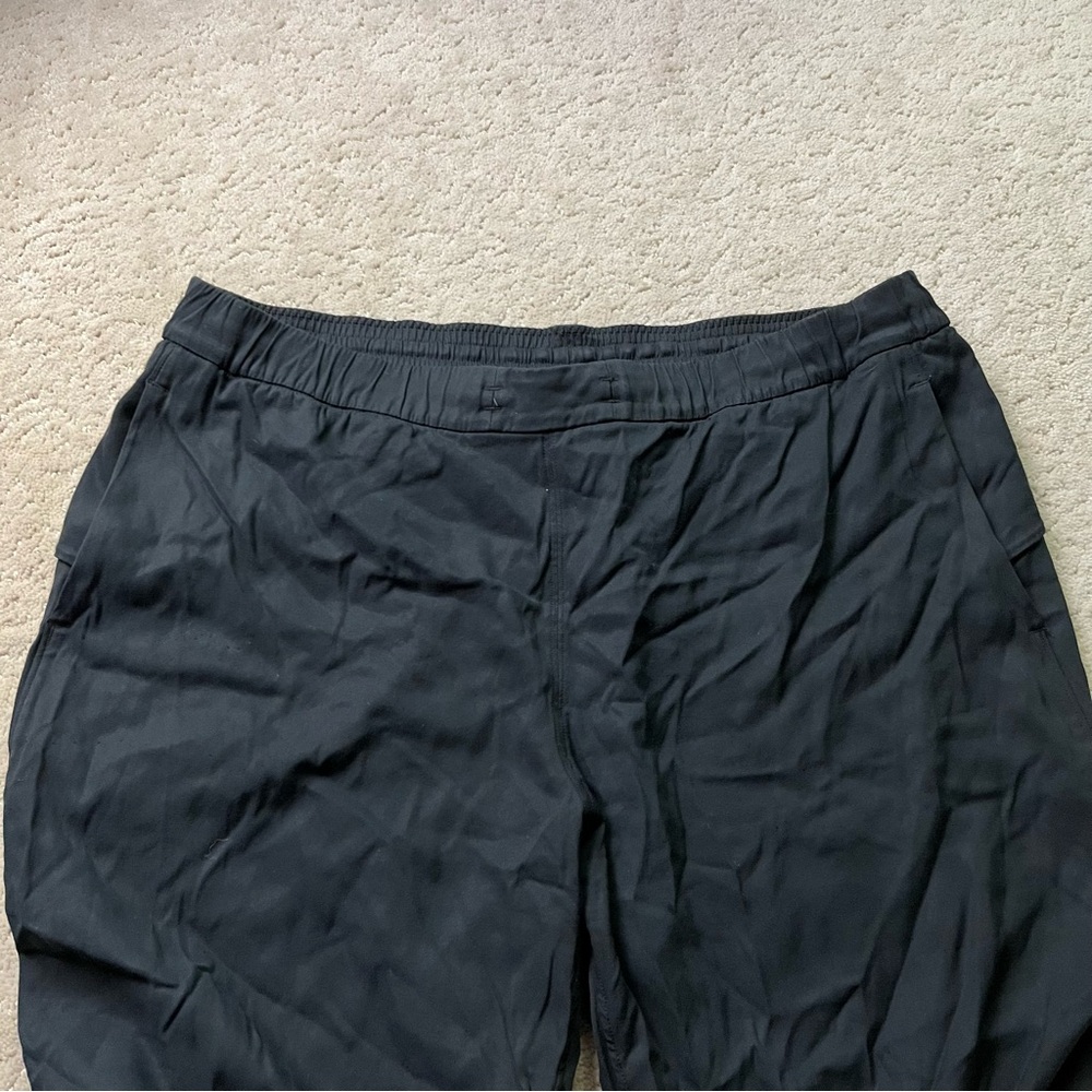 Lululemon Essential Affinity Mid Rise Jogger Black 10 - Picture 8 of 13